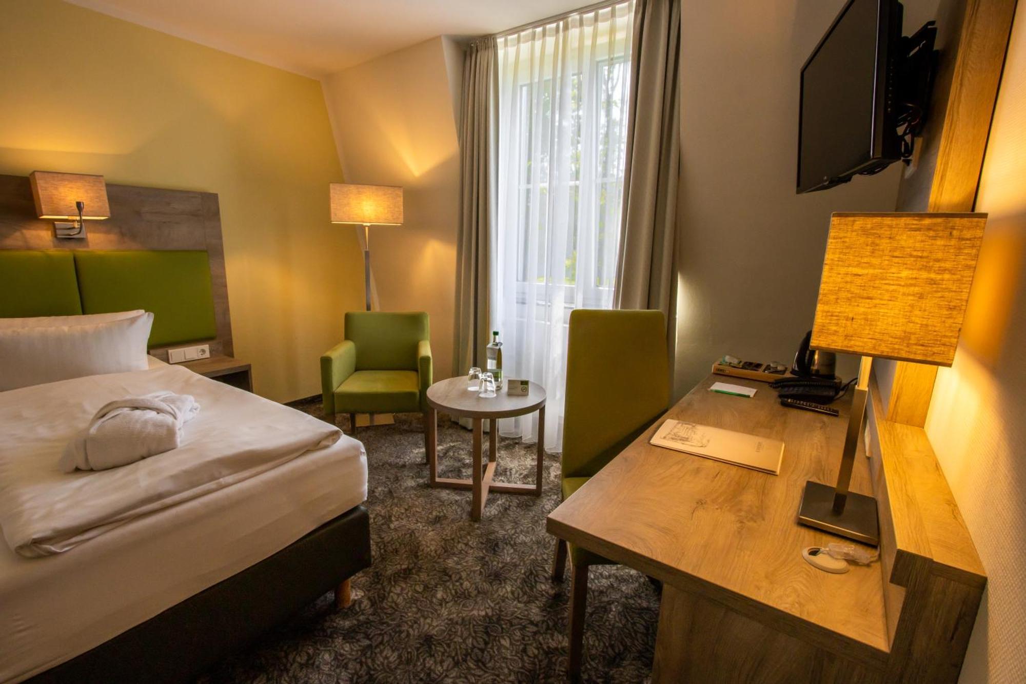 Berg & Spa Hotel Gabelbach อิลเมเนา ภายนอก รูปภาพ